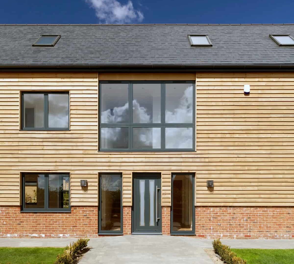 Hadleigh Glass Showrooms